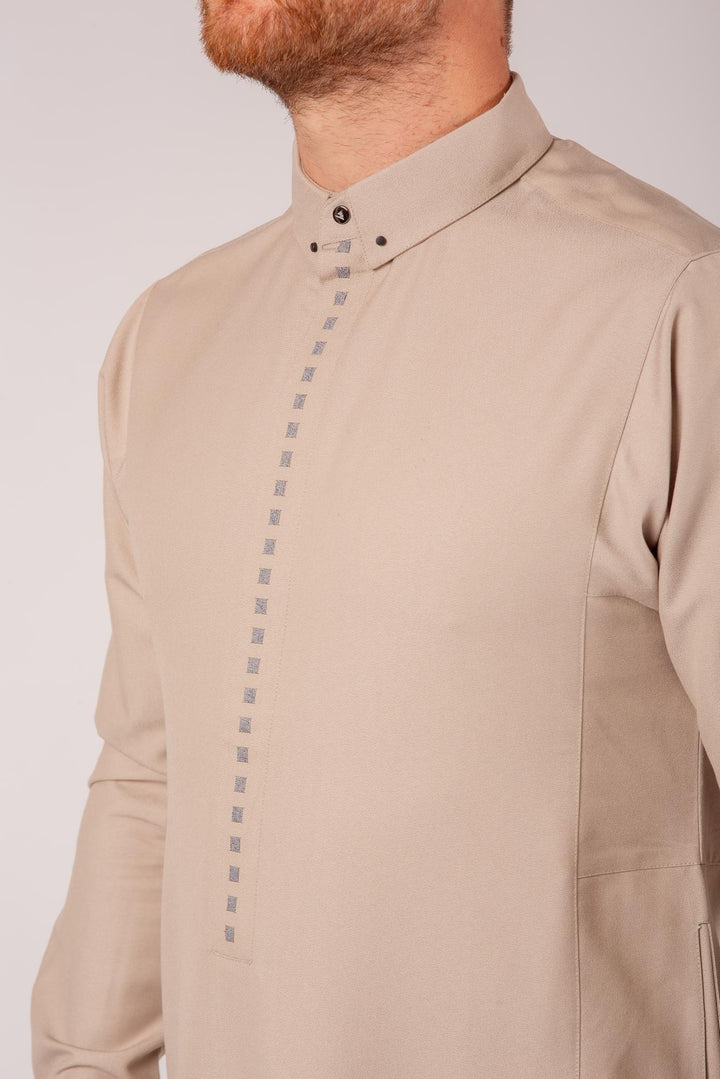Luxury Beige Thobe & Jubba with Hand-Stitched Detail – Al Ameer