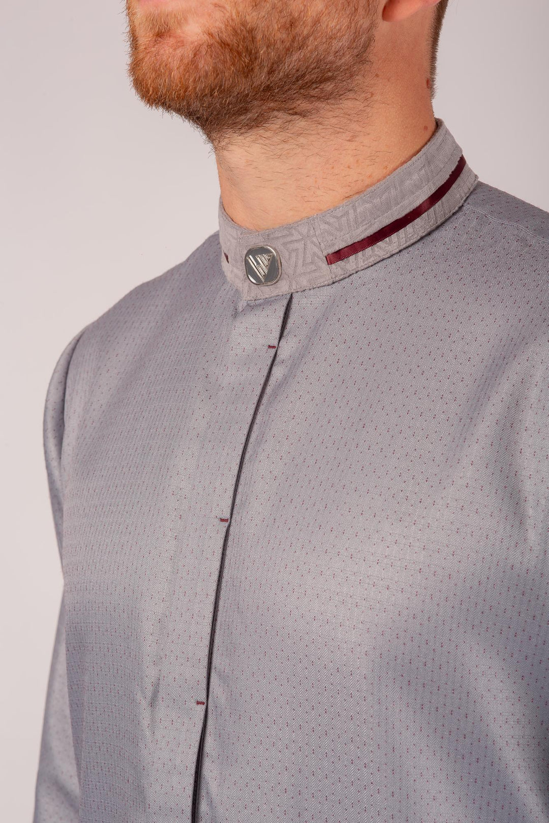 Luxury Grey & Red Thobe & Jubba – Lawung