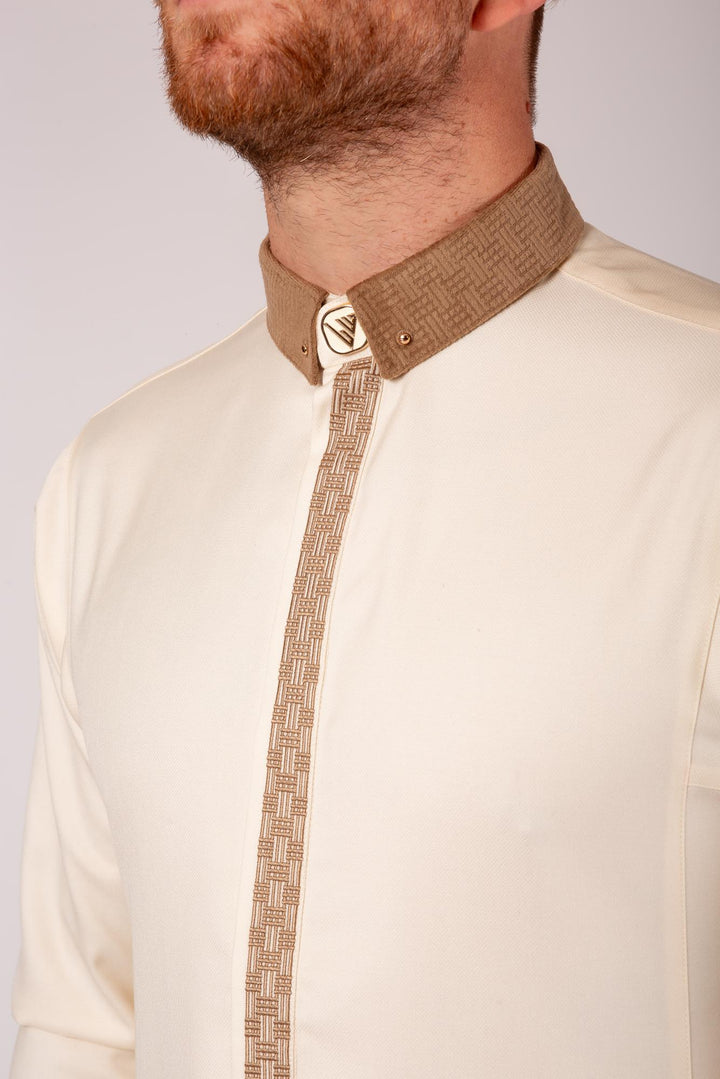 Luxury White Thobe & Jubba with Brown Collar – Al Ameer