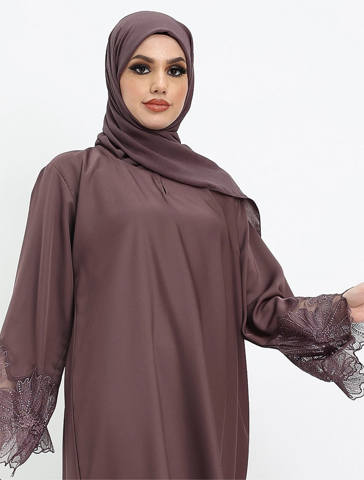 Elegant Floral Sleeved Abaya (ZA521)