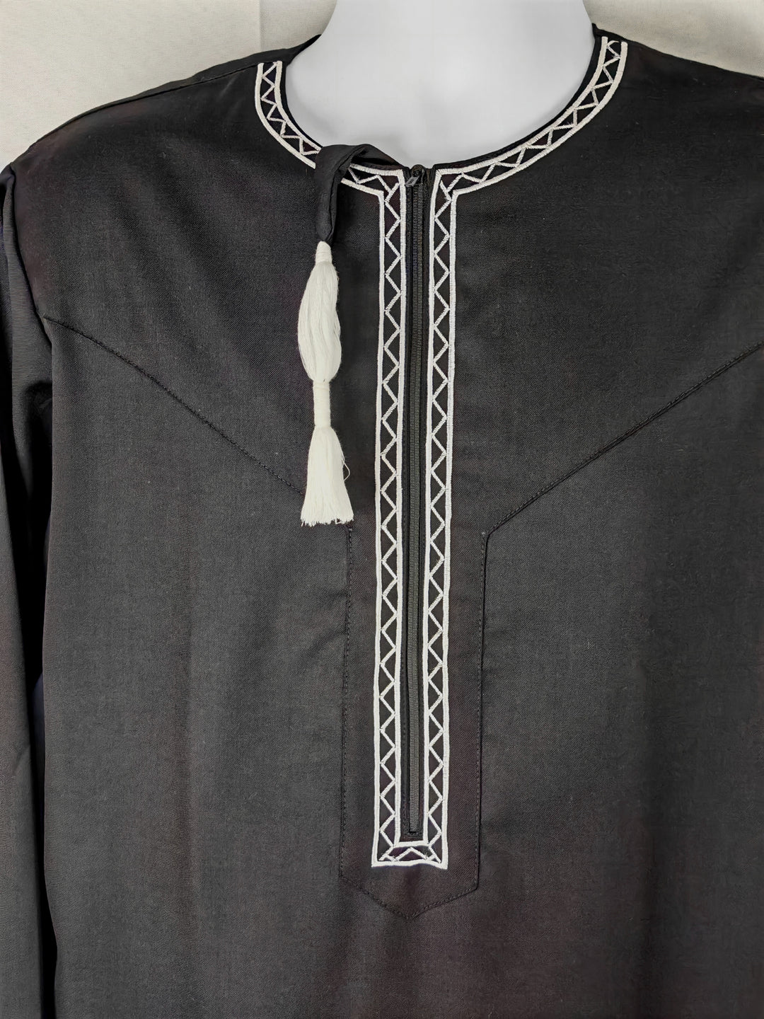 Emirati Tassel Jubba