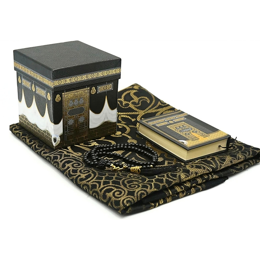 Kabah Gift Box - Quran, Musallah & Tasbih